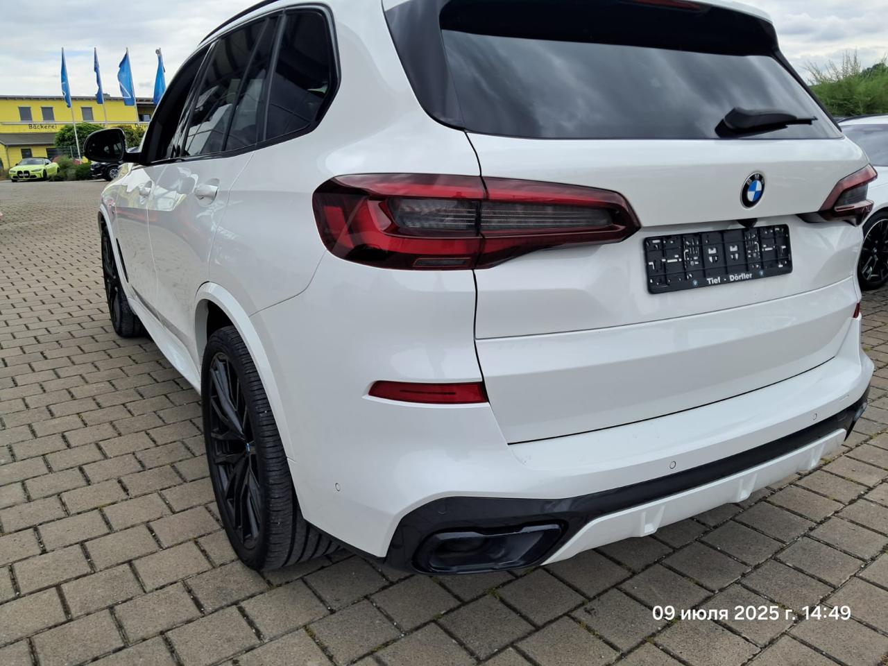 BMW X5 xDrive40d белый — фото 2
